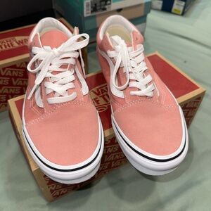 Vans Women's Pink Sneakers